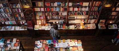 中国青春励志人物素材100字 一个激励人心的人物故事
